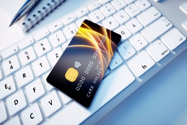 The Pros of Credit Card Rewards Programs